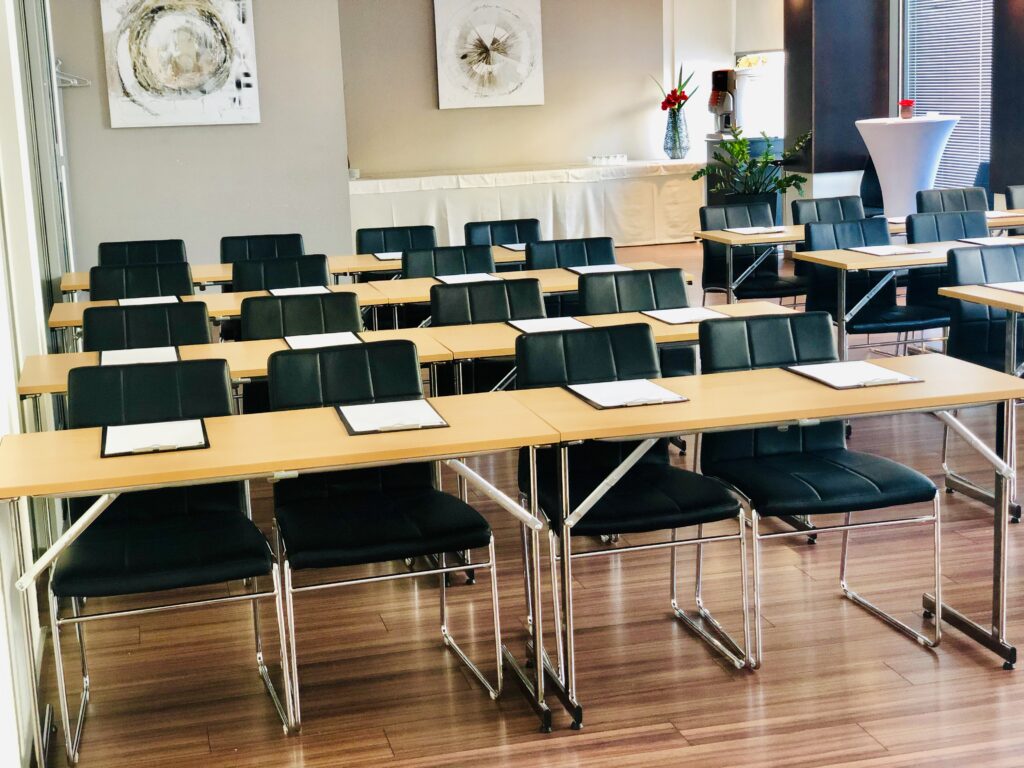 aston Škola max40 pax (6)